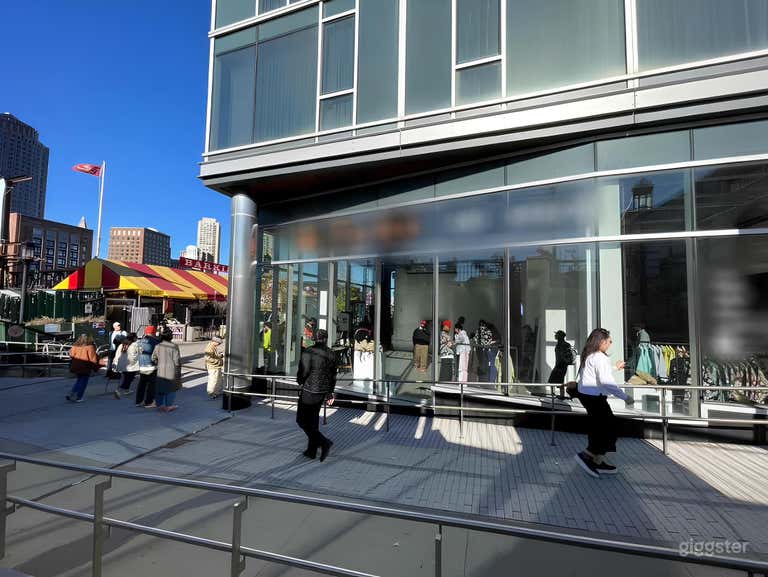  On Boston&#x27;s Harborwalk 