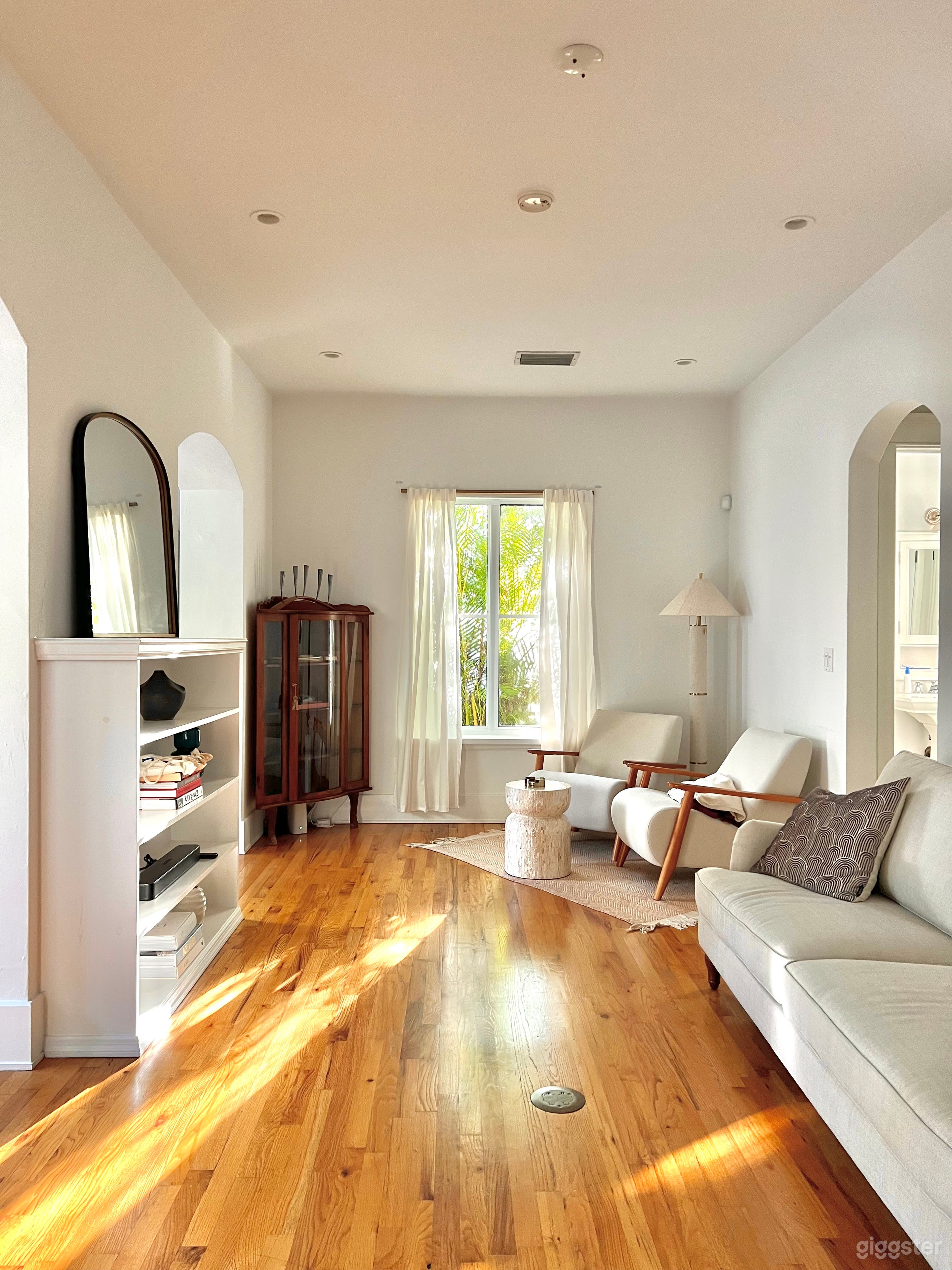 Spanish Style House w/ Midcentury Stylish Interior Photo 1