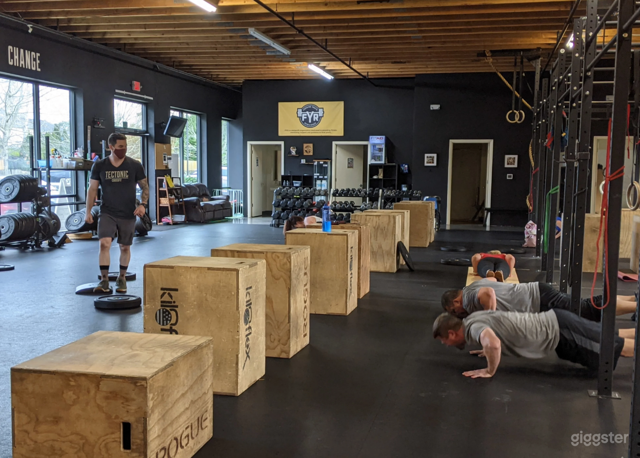 Functional Fitness Gym with Open Layout Photo 3