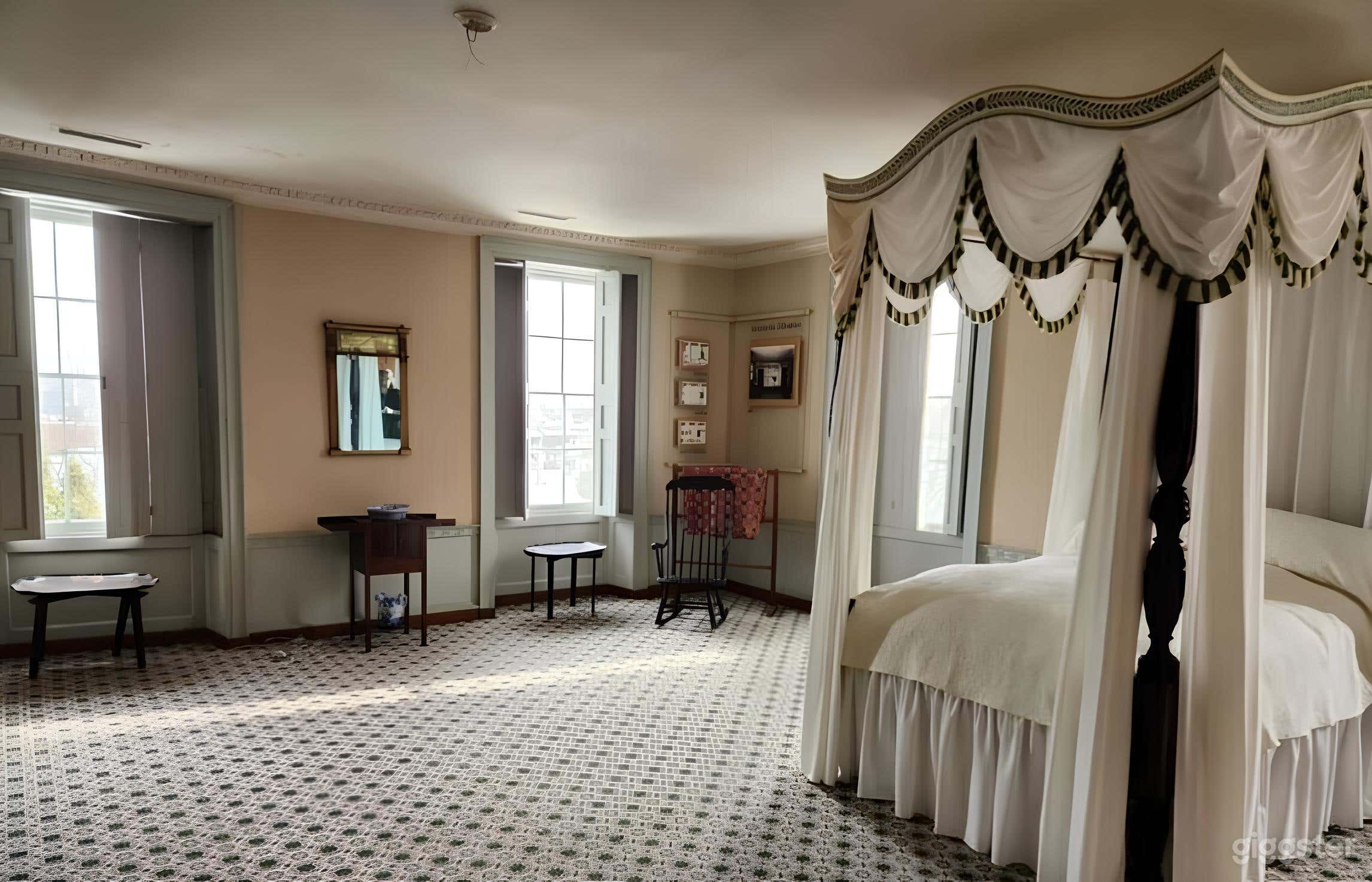 Elegant Boston Mansion Photo 3