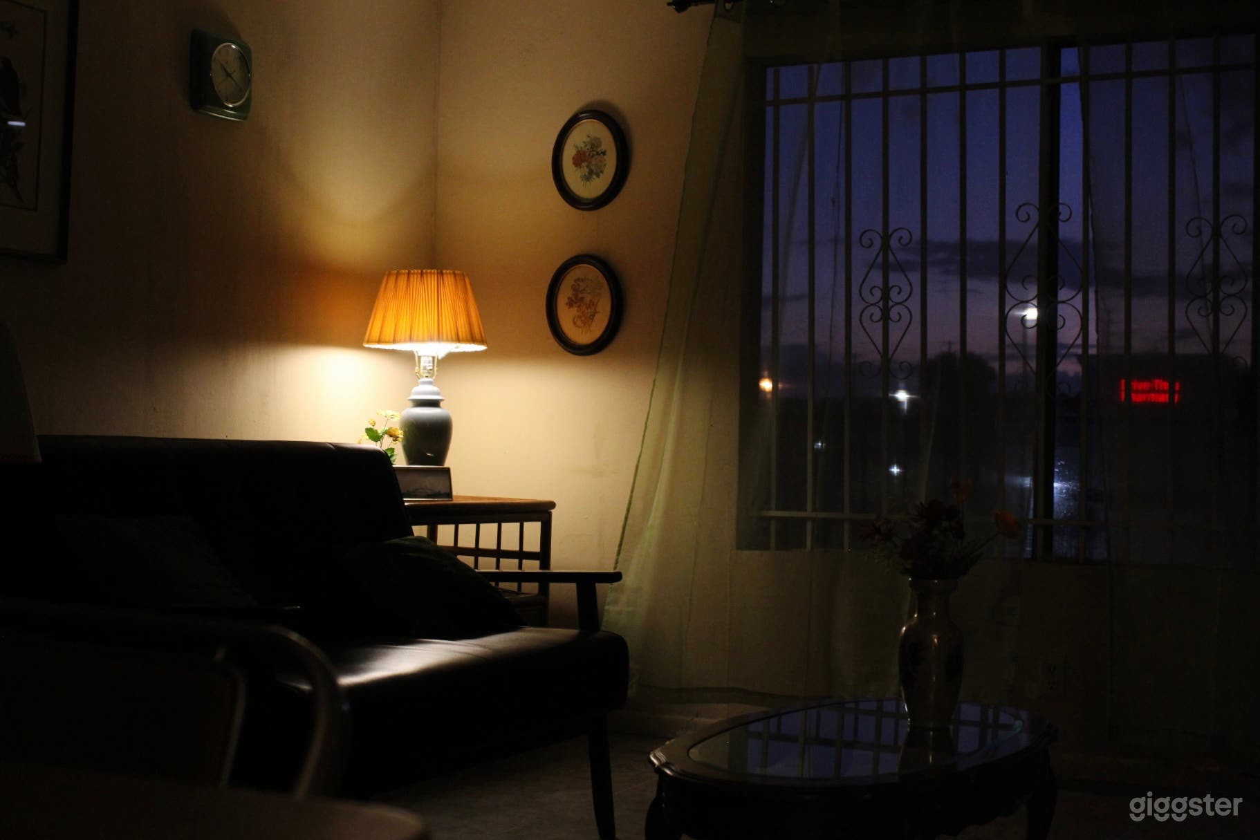 Vintage Family Apartment in LA | Chihiro Photo 1