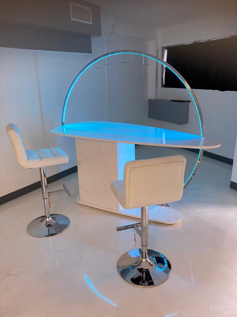  Small Bar on the Event Ballroom side 