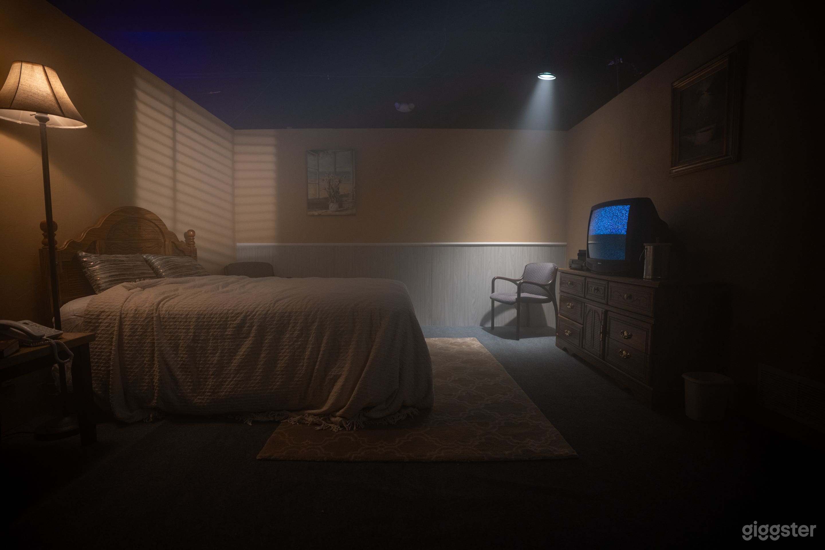 Western Arizona's Largest Studio | 10+ Unique Sets Photo 2