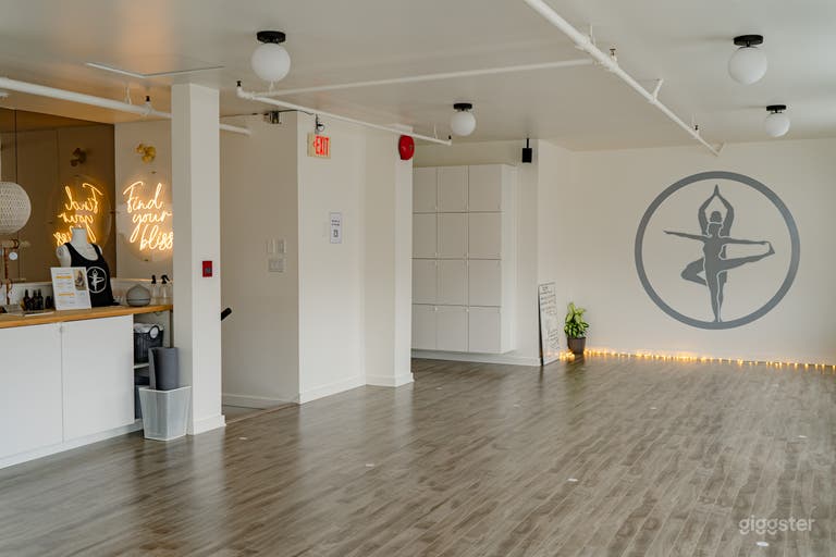  Historic area, scenic views and waterfront 