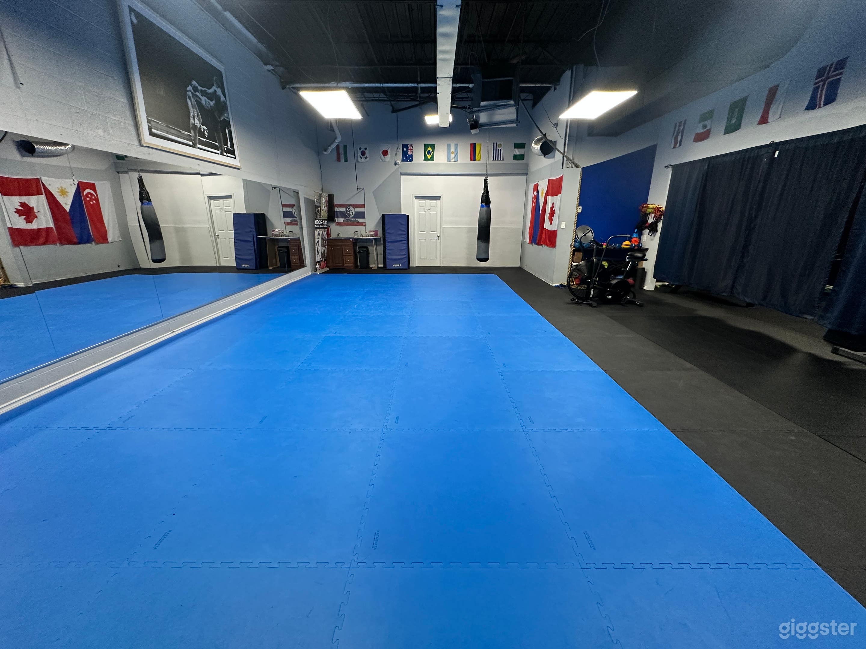 The Versatile Studio B (2,000 sq. ft.) Photo 1