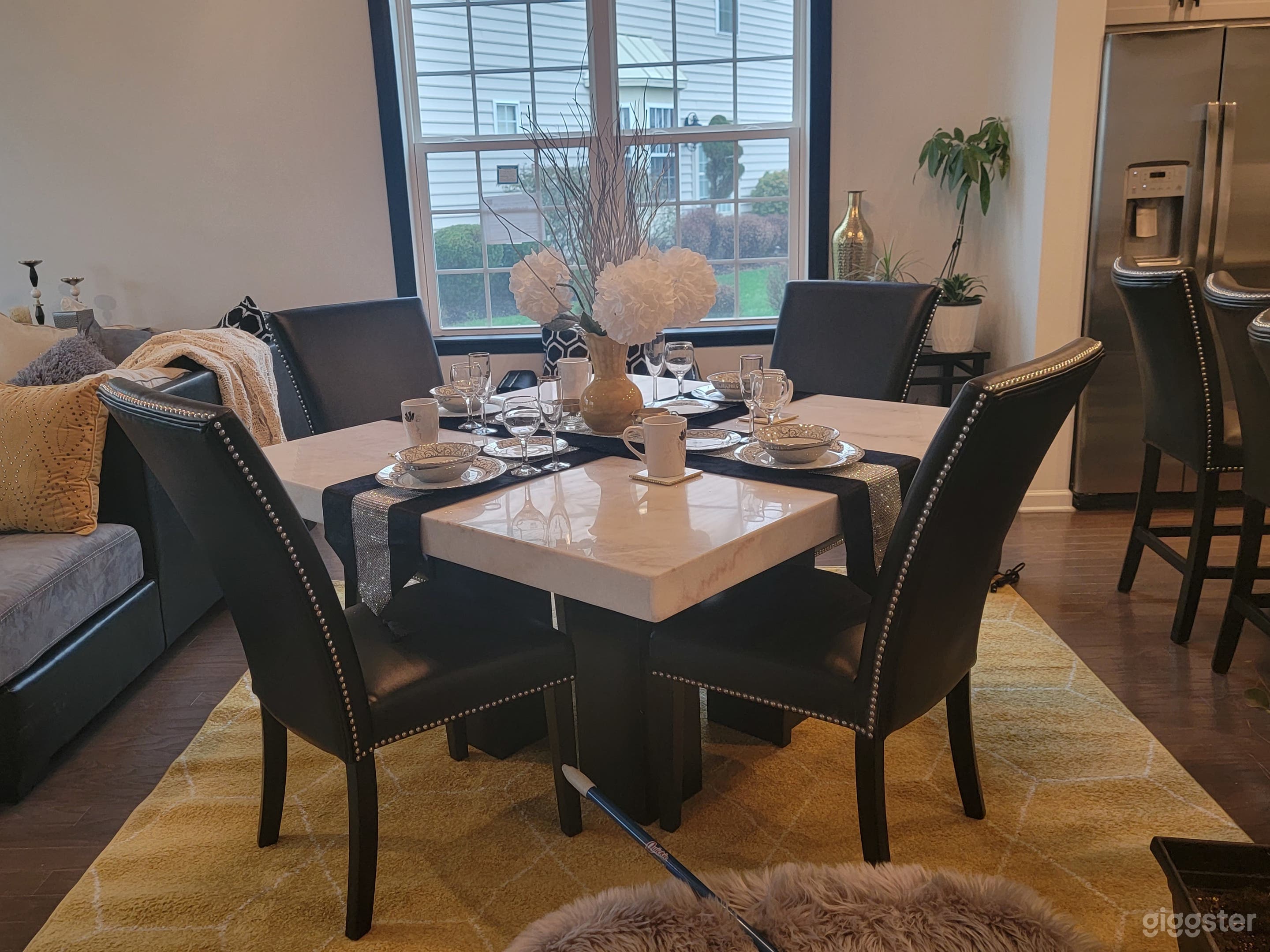 Open concept dining room 