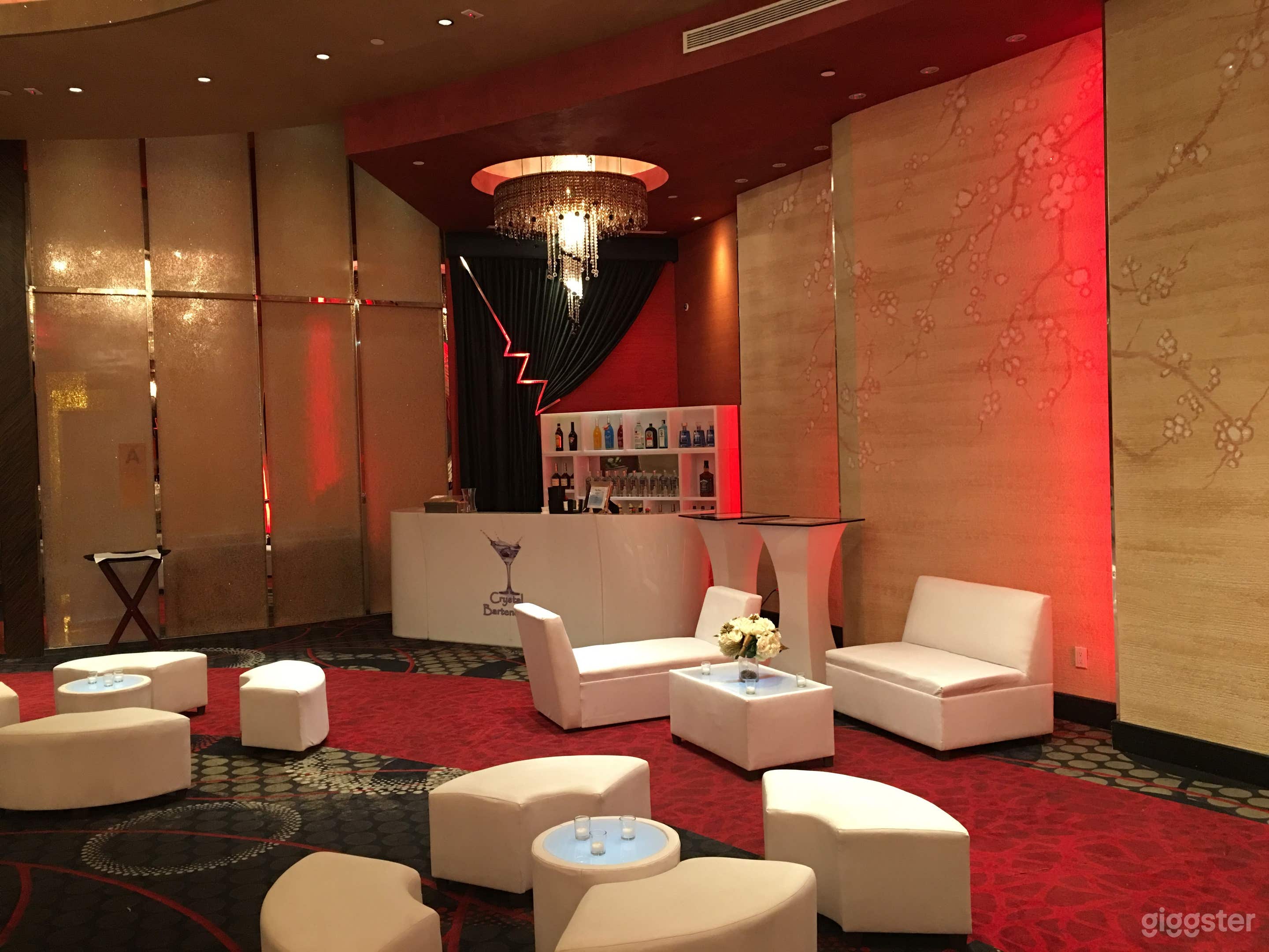 Modern Banquet hall  Photo 2