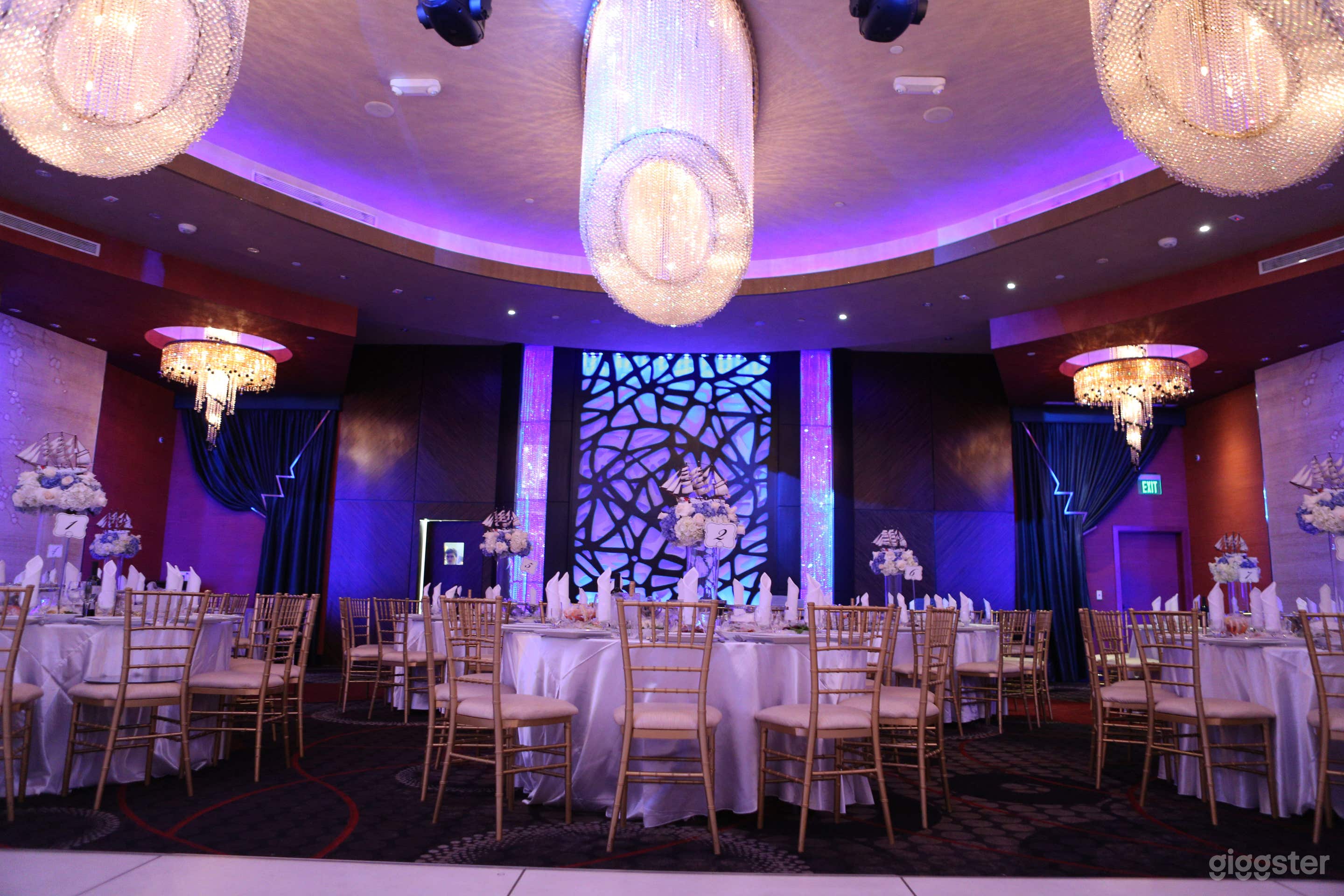 Modern Banquet hall  Photo 1