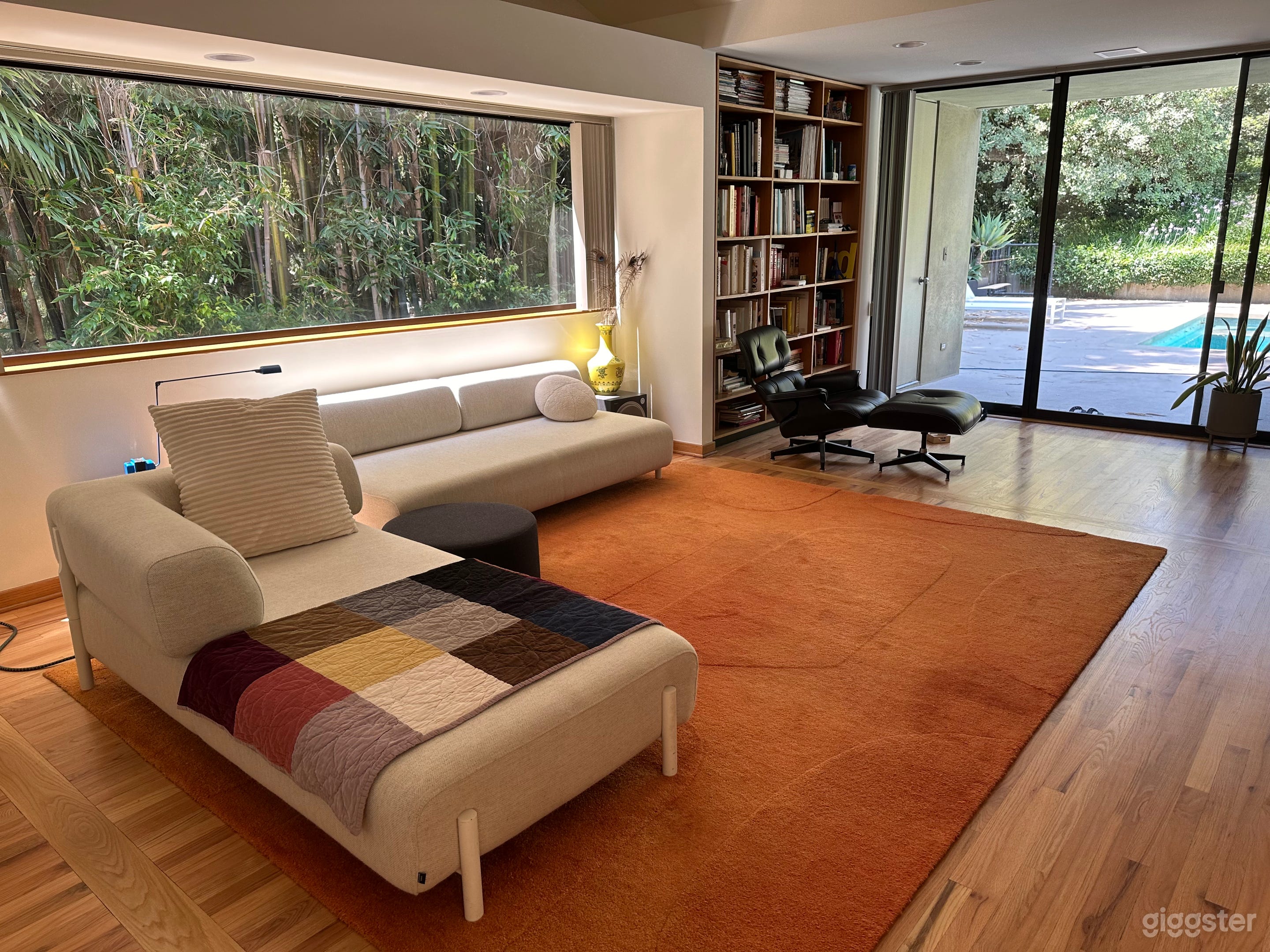 Architectural Postmodern in Oak Grove Photo 3