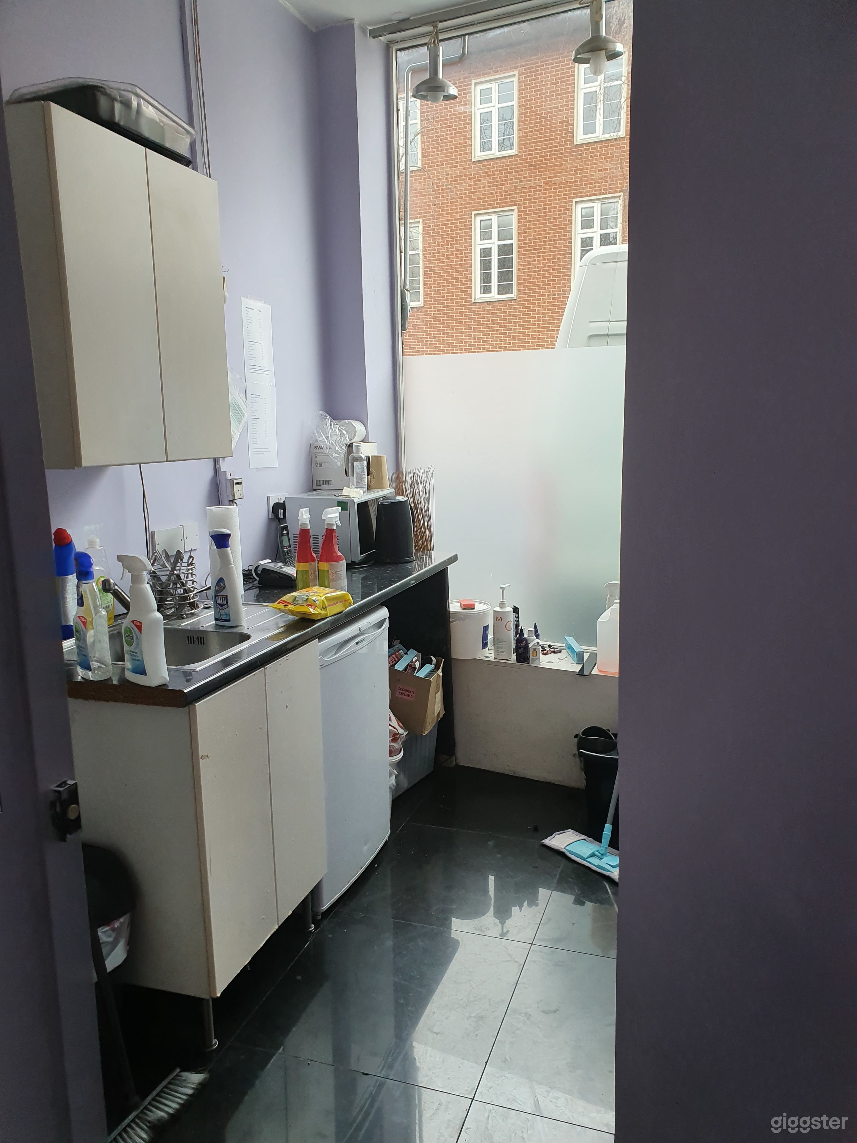 Jackie Brown Hair &amp; Beauty Photo 4