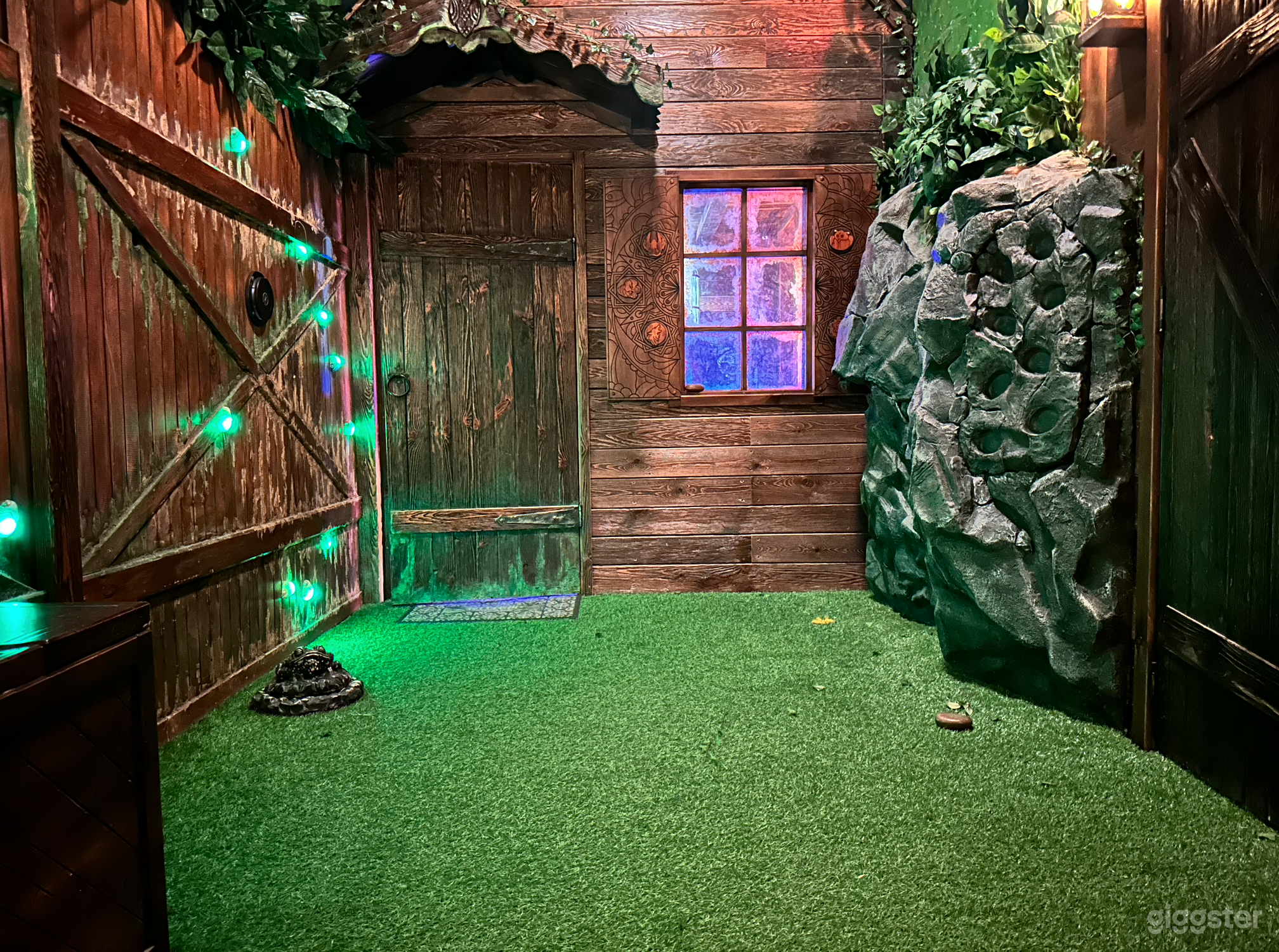 Witch Cabin in the woods  Photo 1