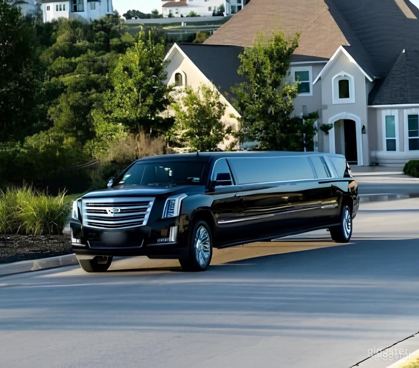 Cadillac Escalade Limousine Photo 2