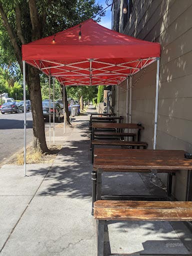  Outdoor Heated Patio & Sidewalk Seating Bar  