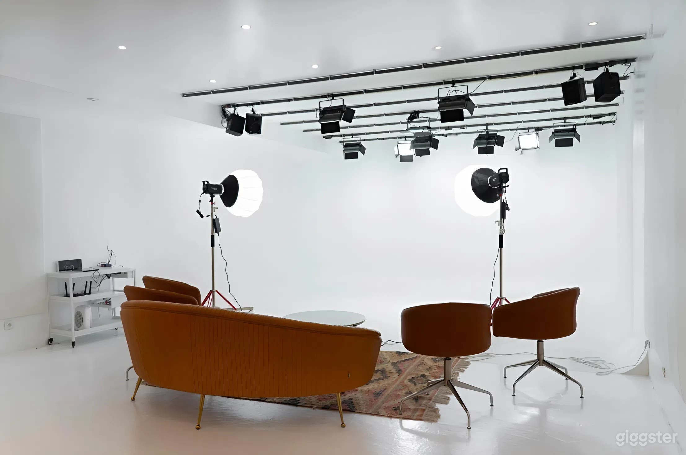 Photo de Grand studio de production premium, moderne et fonctionnel 2