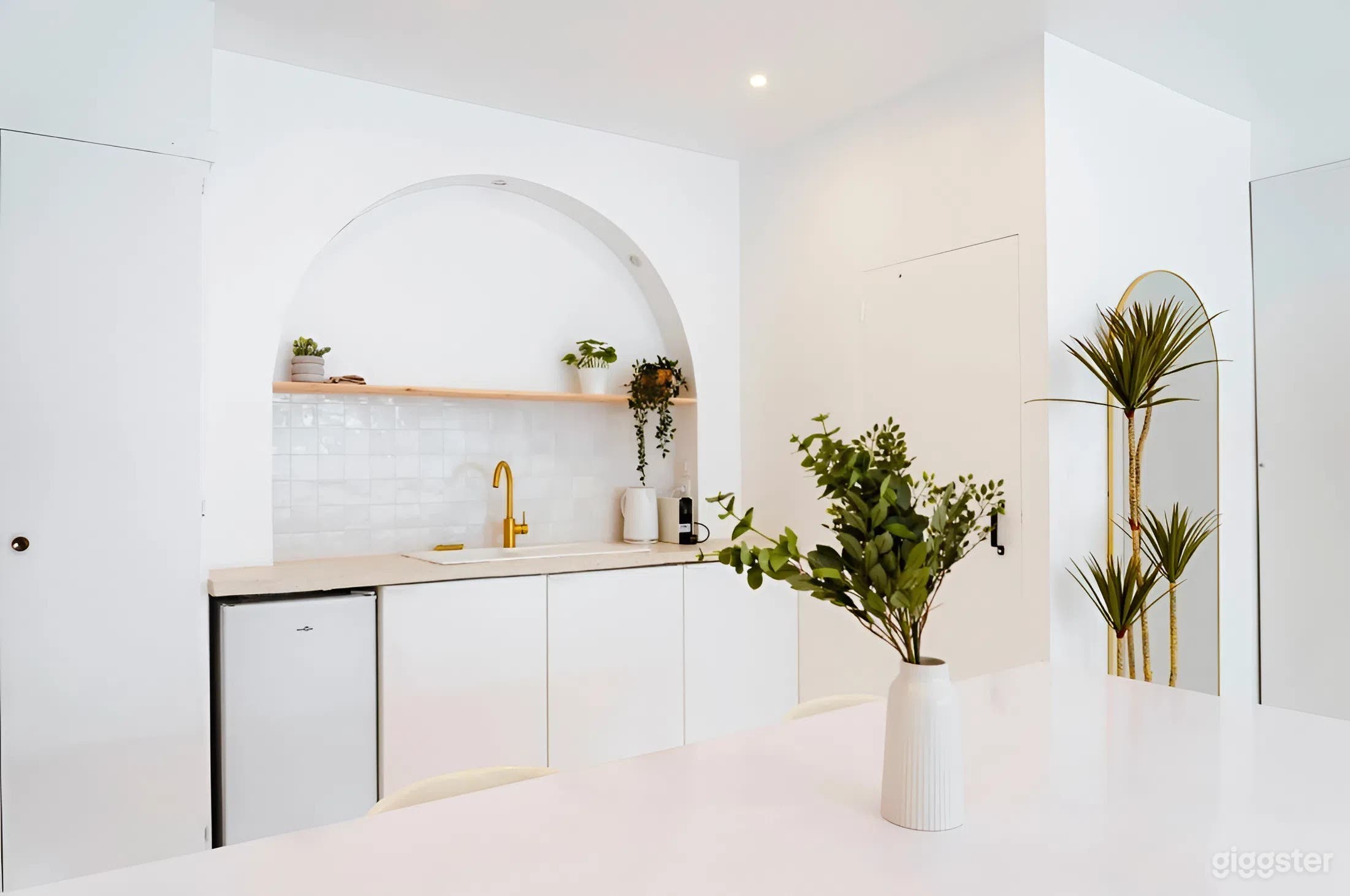 Photo de Grand studio de production premium, moderne et fonctionnel 4