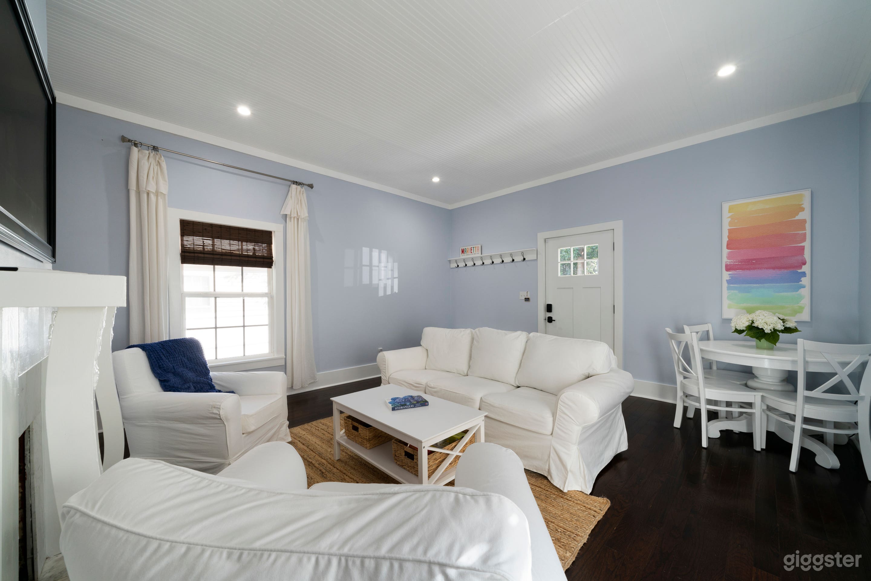 Bright &amp; Charming Cottage at Marietta Square Photo 3