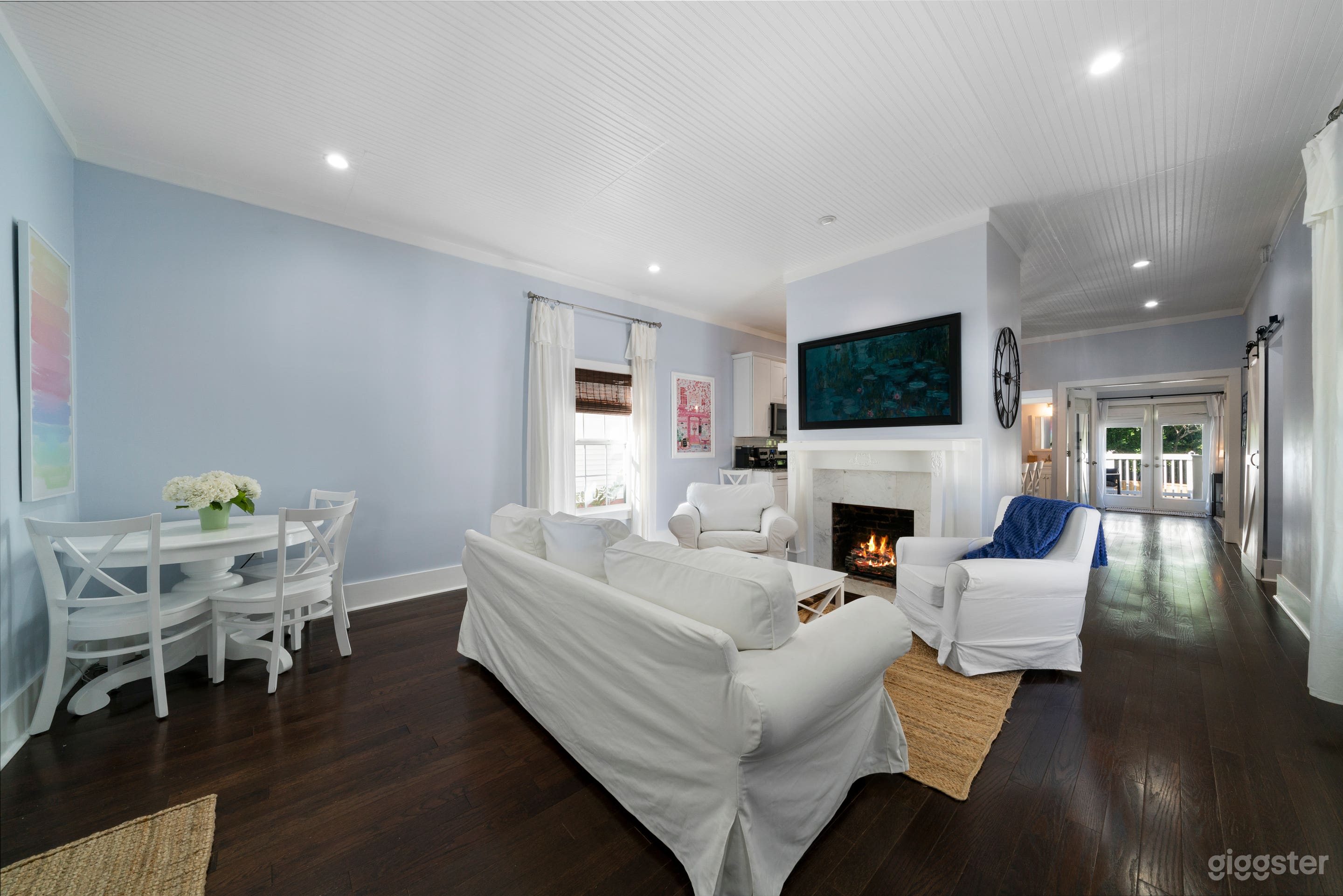 Bright &amp; Charming Cottage at Marietta Square Photo 4