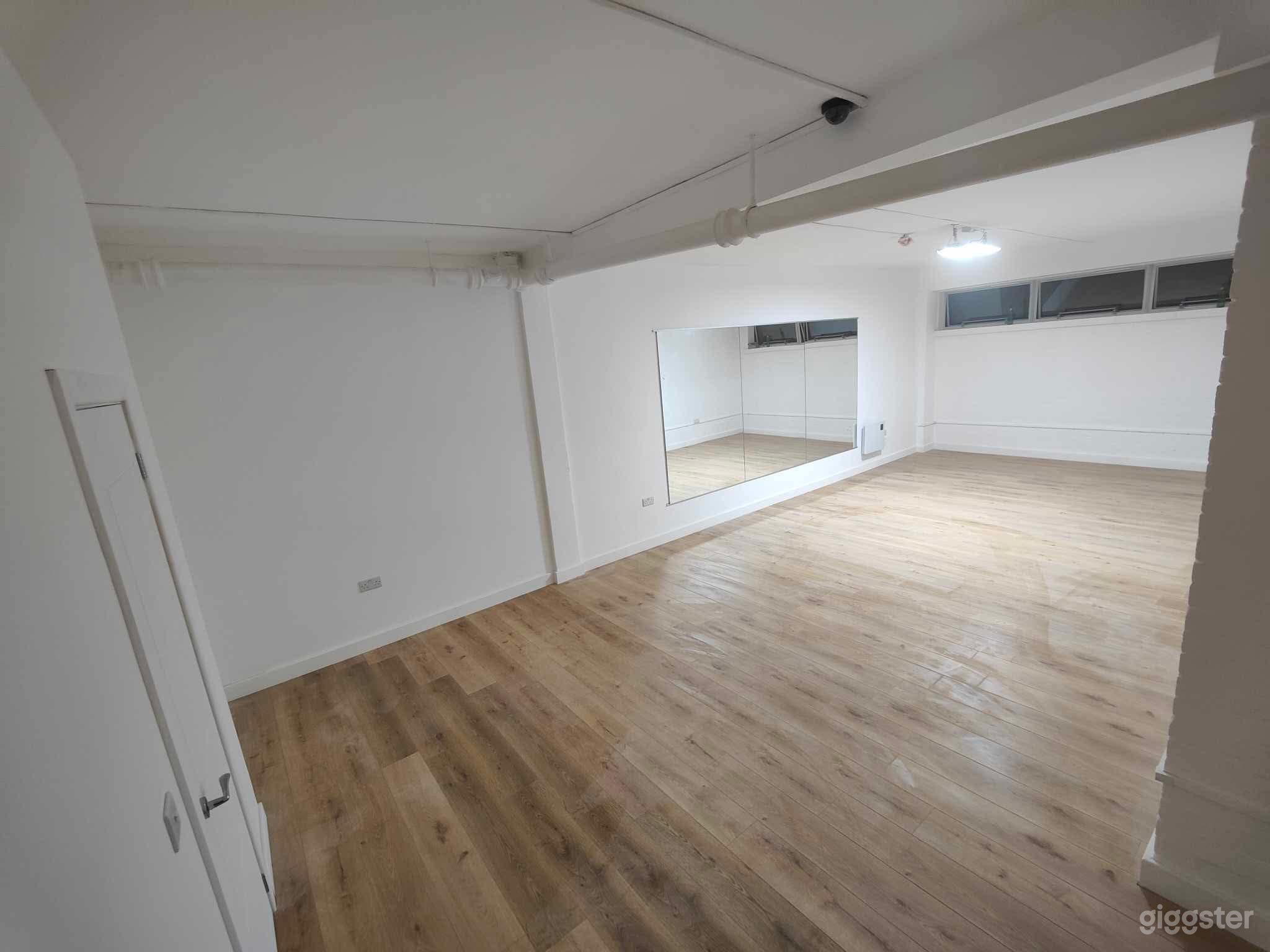 Dance Rooms Dalston studio 3 Photo 1