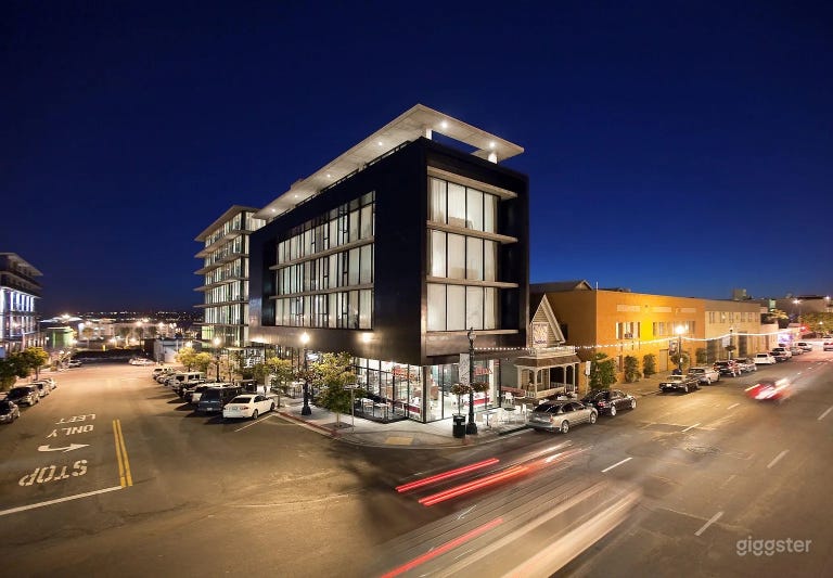  Iconic Penthouse – Elite Events & Productions 