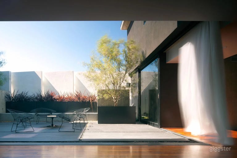  Iconic Penthouse – Elite Events & Productions 