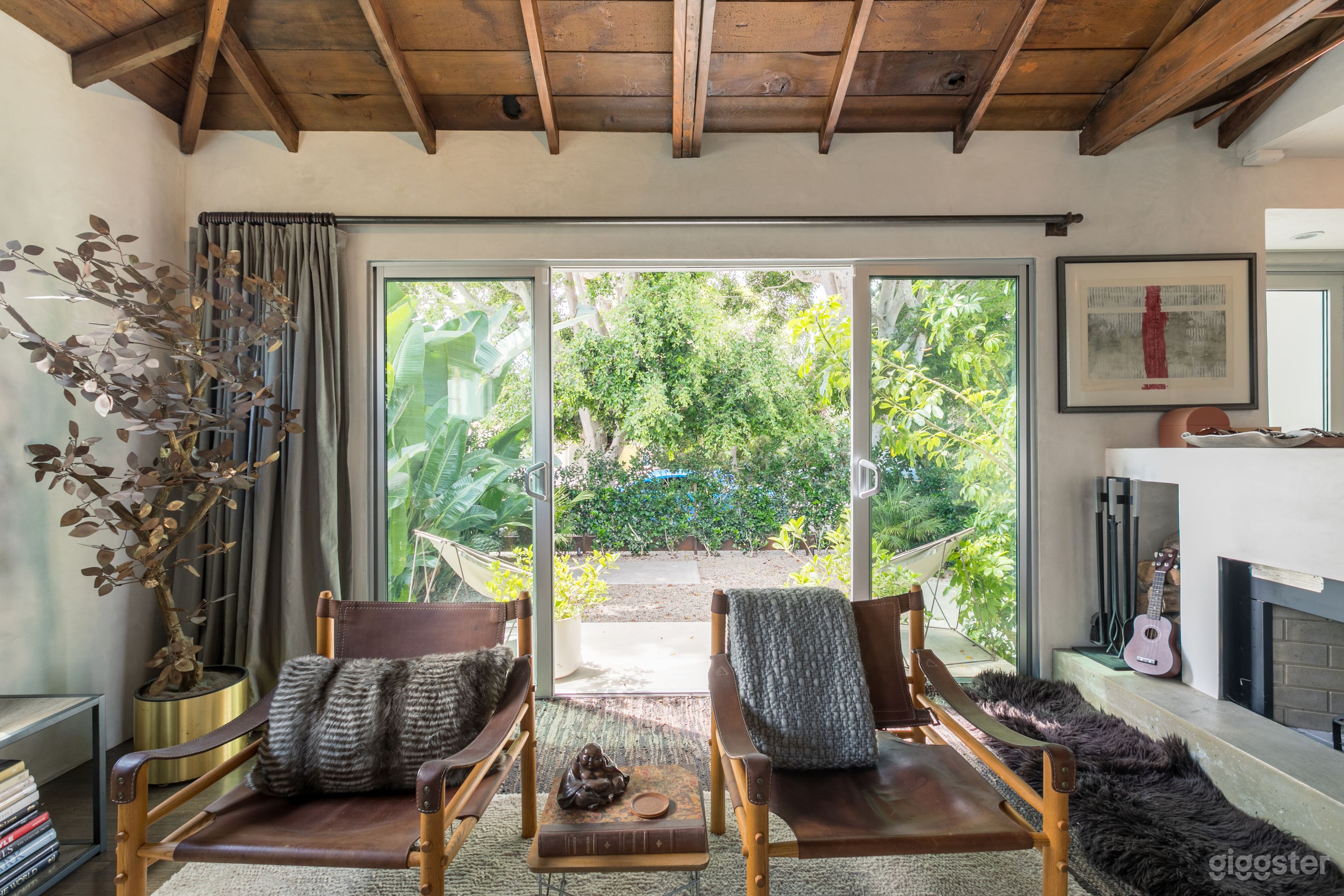 Rustic Meets Modern Photo 4