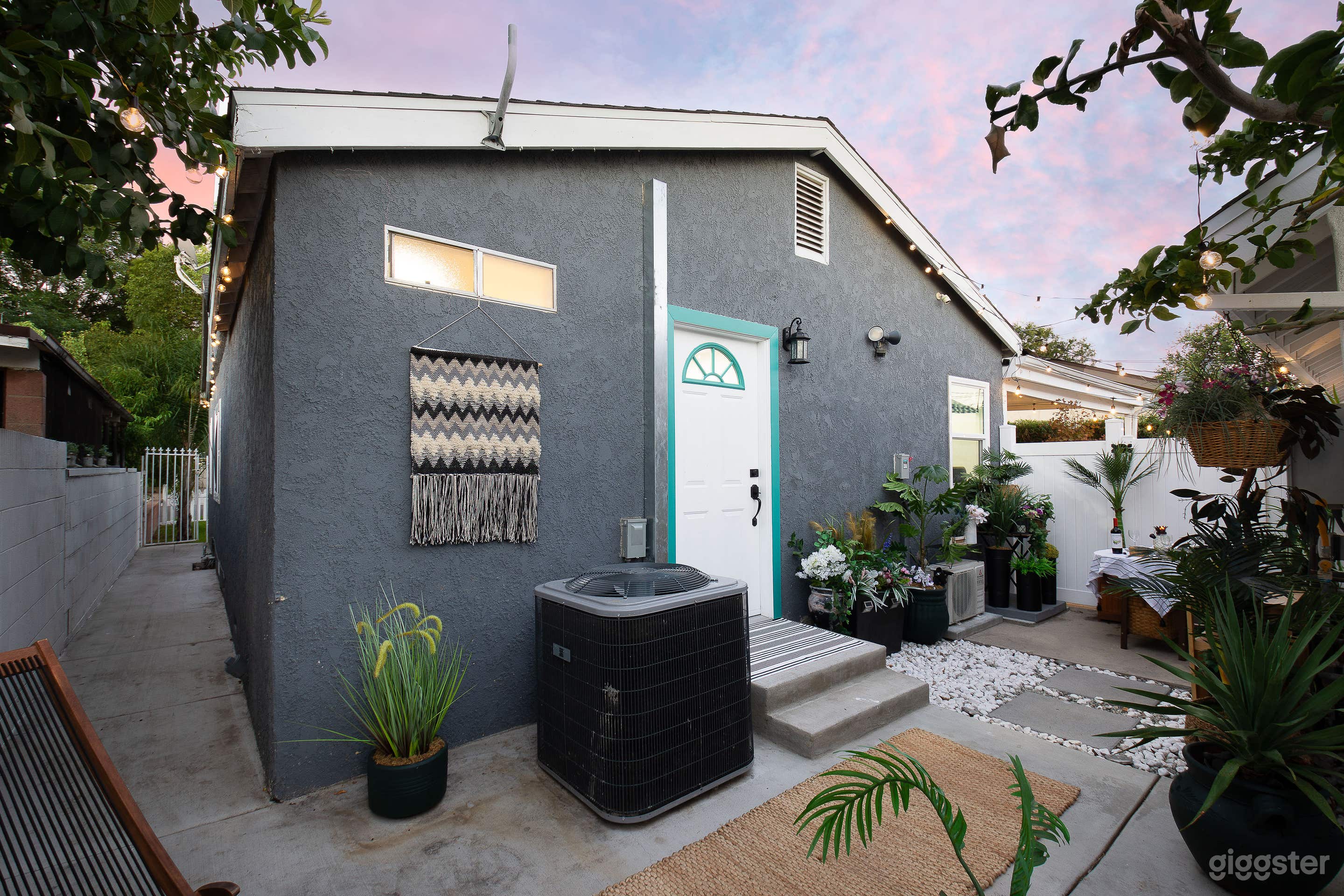 Not your average backyard… this one’s photo-ready 📸🌅