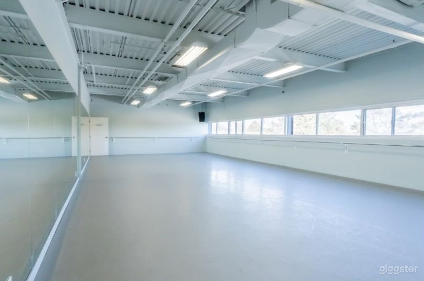 Studio 2 - 49’8 x 23’2 Dance Studio  Photo 1