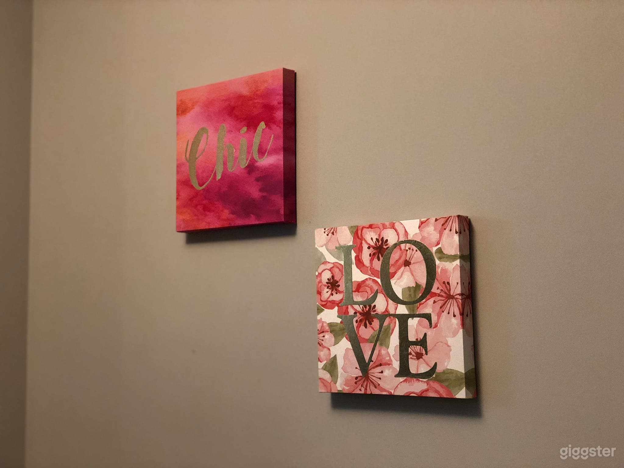 Luxury Condo In Downtown Square One Photo 2