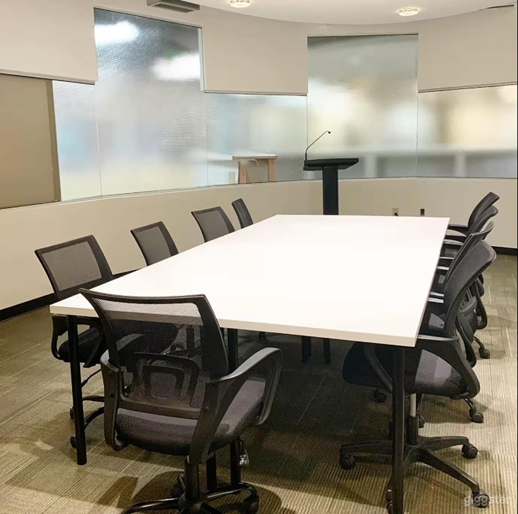 Flexible Space for Meetings &amp; Events Photo 2