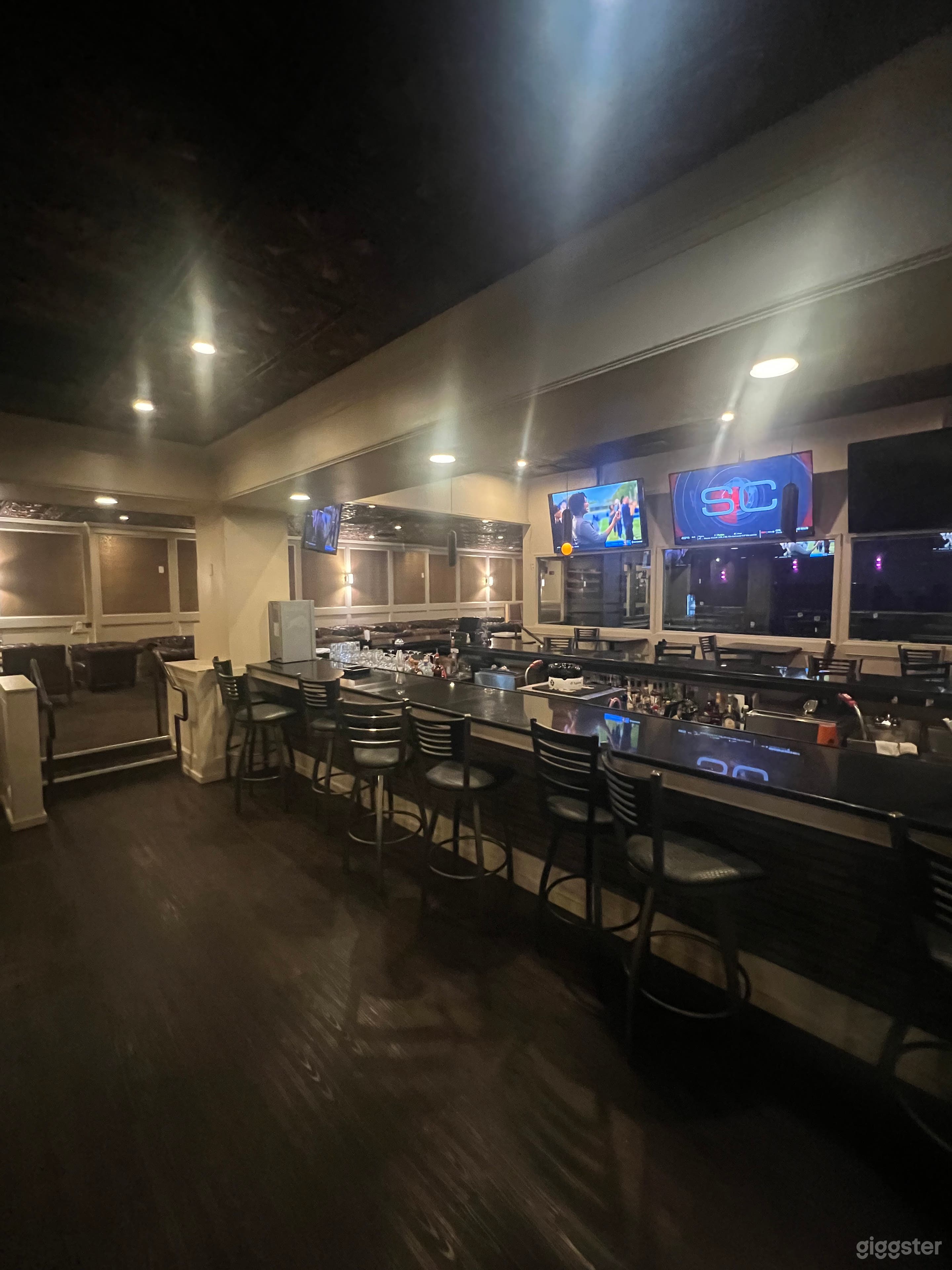 Versatile Event Space For Rent!!! Photo 4
