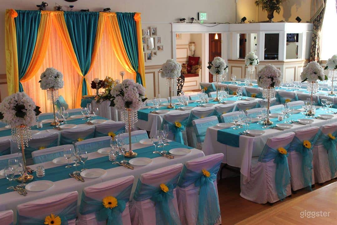 Elegant Banquet Ballroom for any Events Photo 1