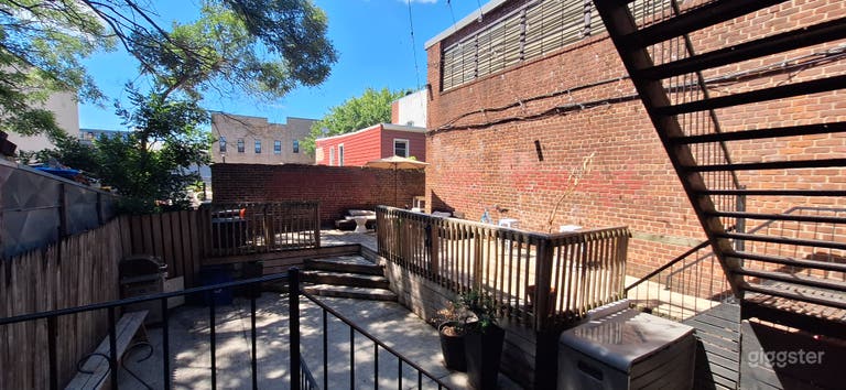  Clean & Spacious 2400 SQ. FT. Second Floor Loft 