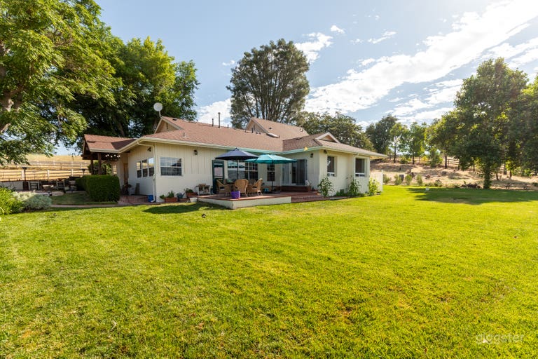  Farm Wine Country in Pasorobles 