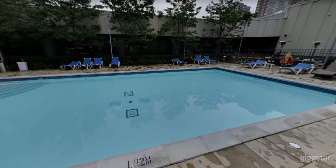 Resort-Style Getaway Pool Photo 4