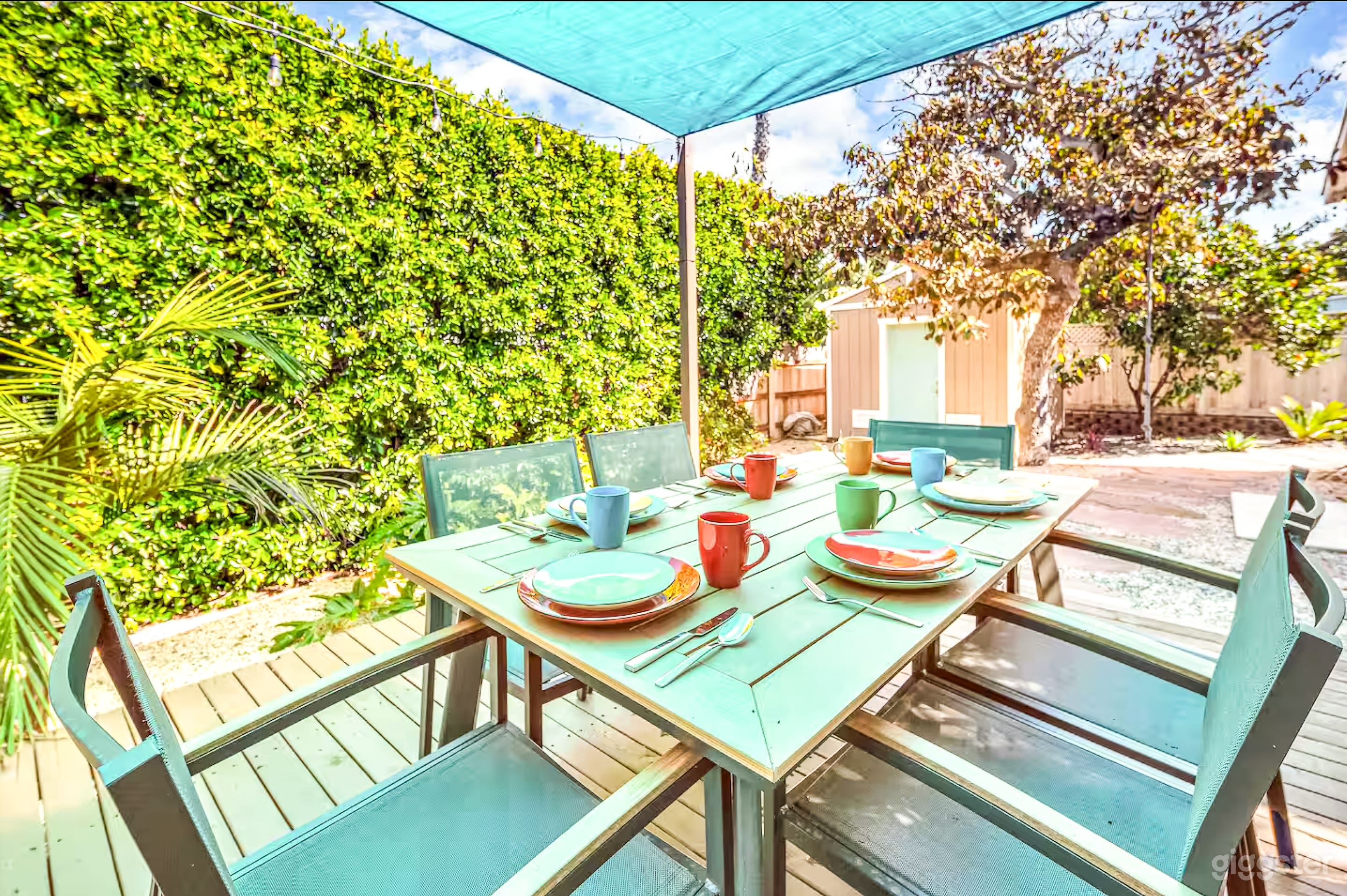 Chic Modern Home — Bright, Versatile &amp; Production-Ready Photo 4