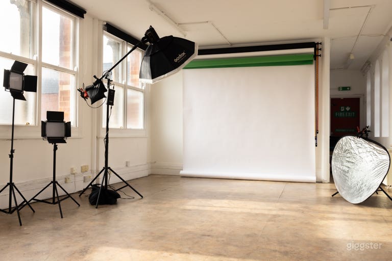  Bright Photo and Video Studio in Birmingham 