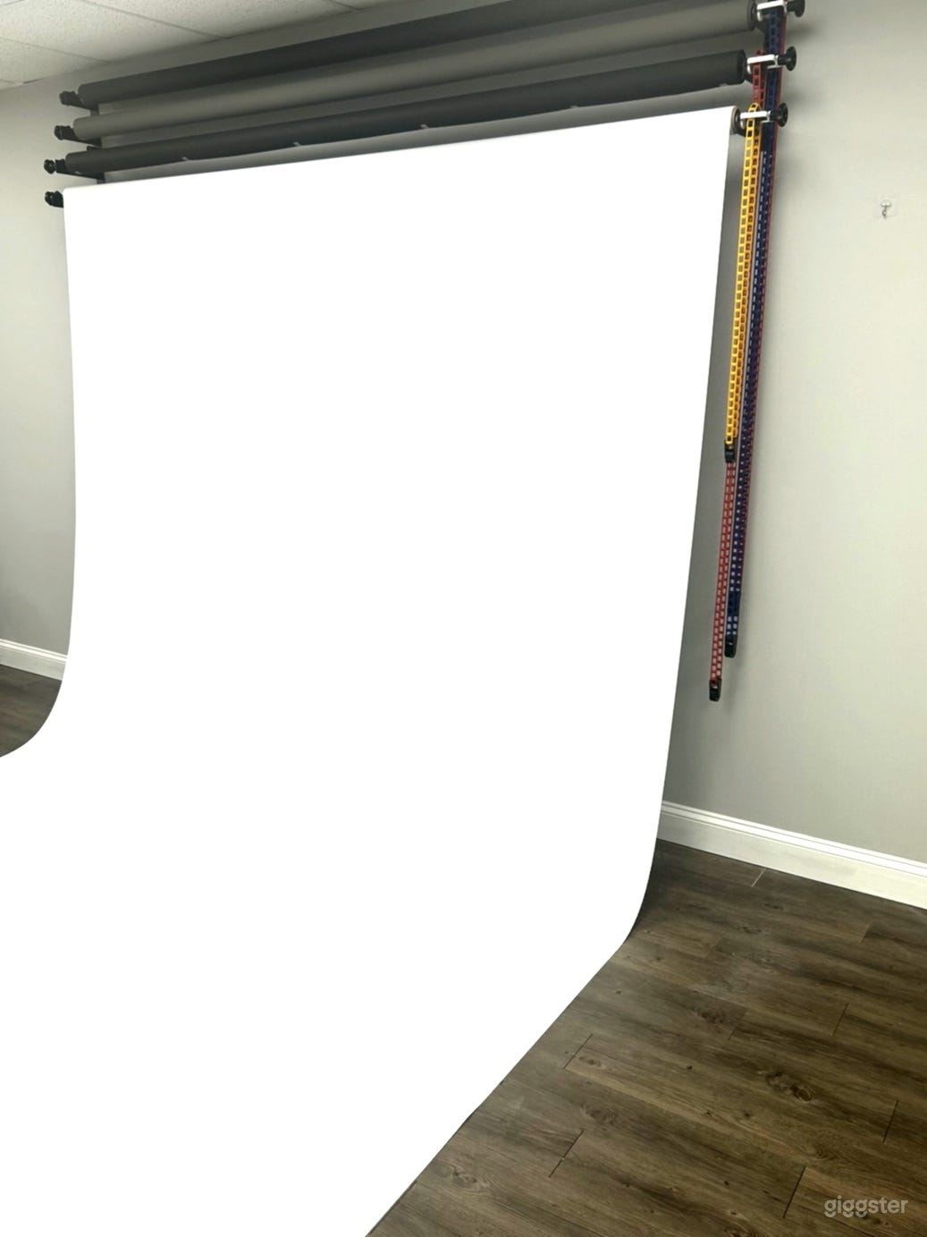 Luxury Multi-Set Photo & Content Studio Photo 3