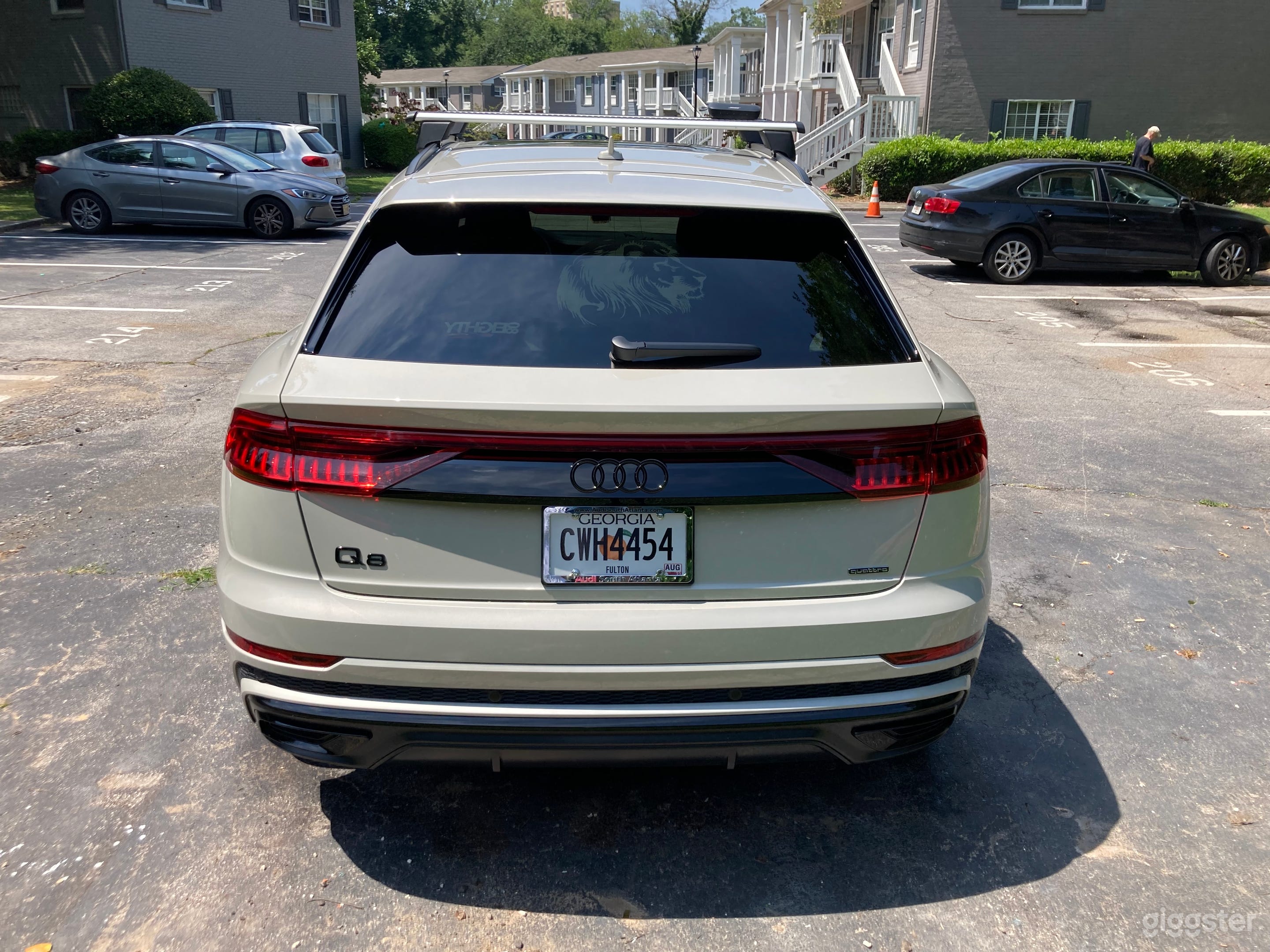 Sport luxury rental Photo 1