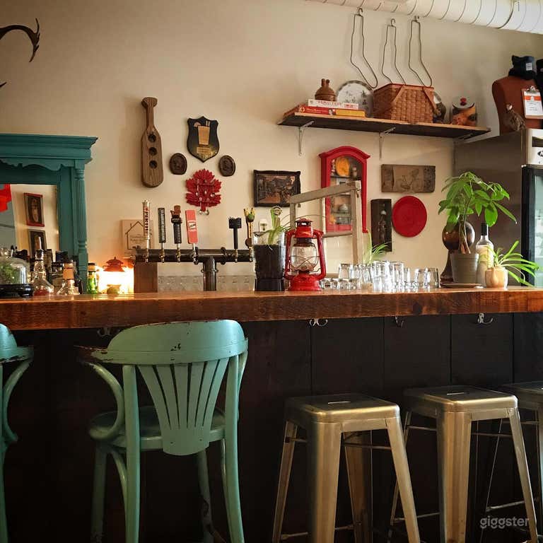  Rustic Gastropub in Hintonburg, Ottawa 