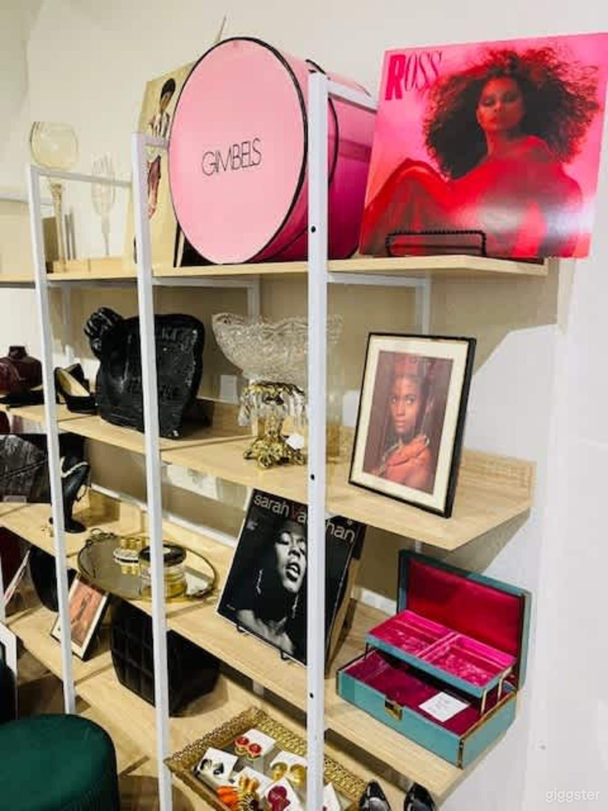  Stylish White-Box Studio &amp; Gallery Photo 3