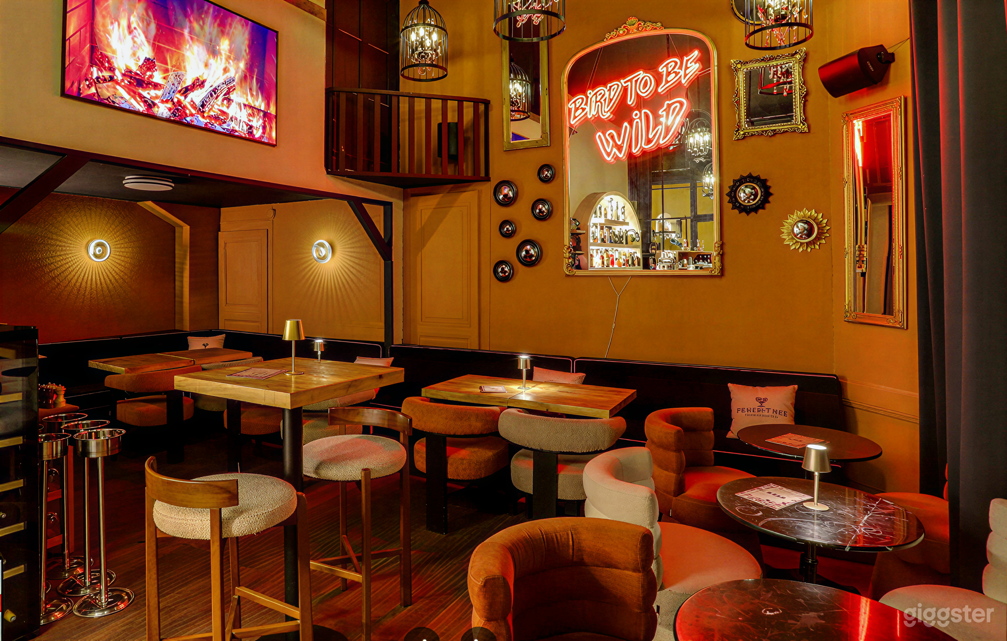Photo de Bar Lounge Vintage avec Mezzanine 3