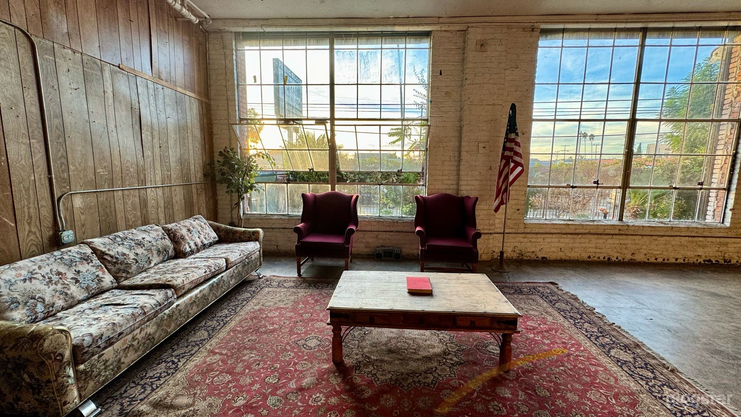 Retro Living Room Set Photo 3