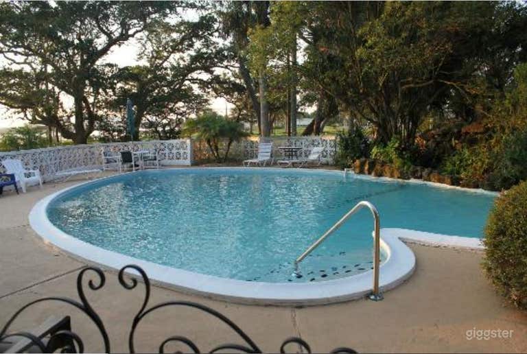  All areas are complimented with lights, Bluetooth speakers and power outlets. 
The enclosed pool area has 10 lounges- 6 Tables &amp; 34 seats. 3,400 sq ft.
 