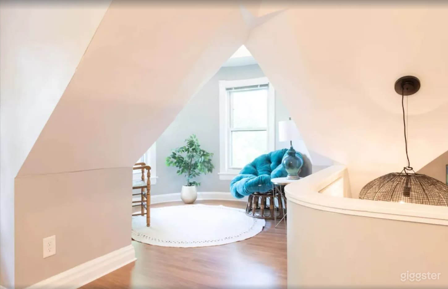 Modern Historic Charm Space in Cincinnati Photo 1