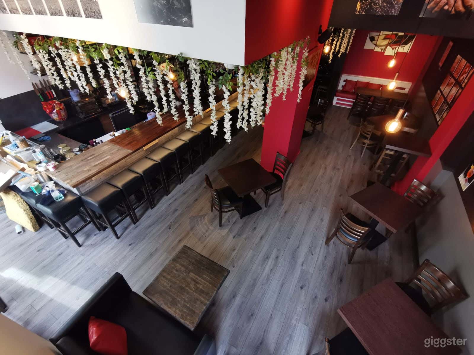 Amazing Wine Bar in Edinburgh Photo 1