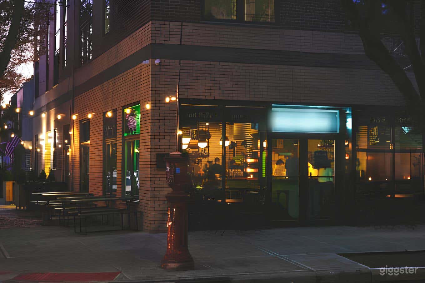 Pizza Restaurant &amp; Bar in Ridgewood, NY Photo 1