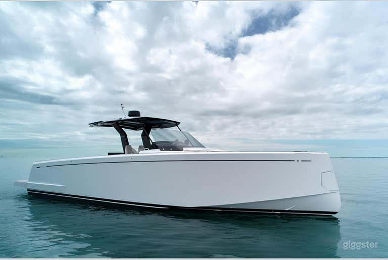  Stylish and Comfortable 43' Pardo  