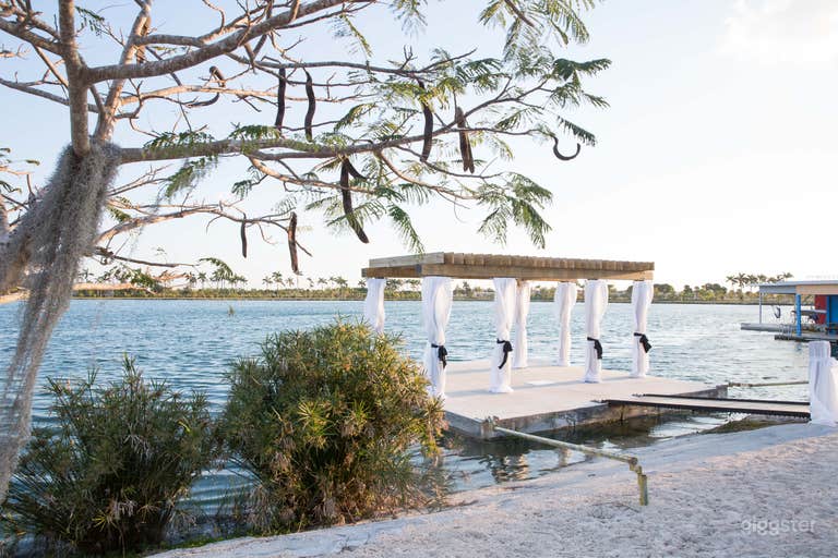  Propiedad privada frente al mar de 44 acres en Miami 