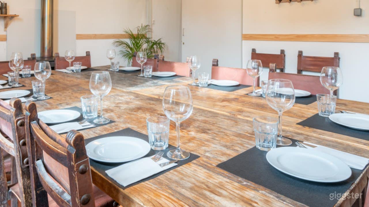 Pequeña sala acogedora perfecta para reuniones más íntimas. Photo 1