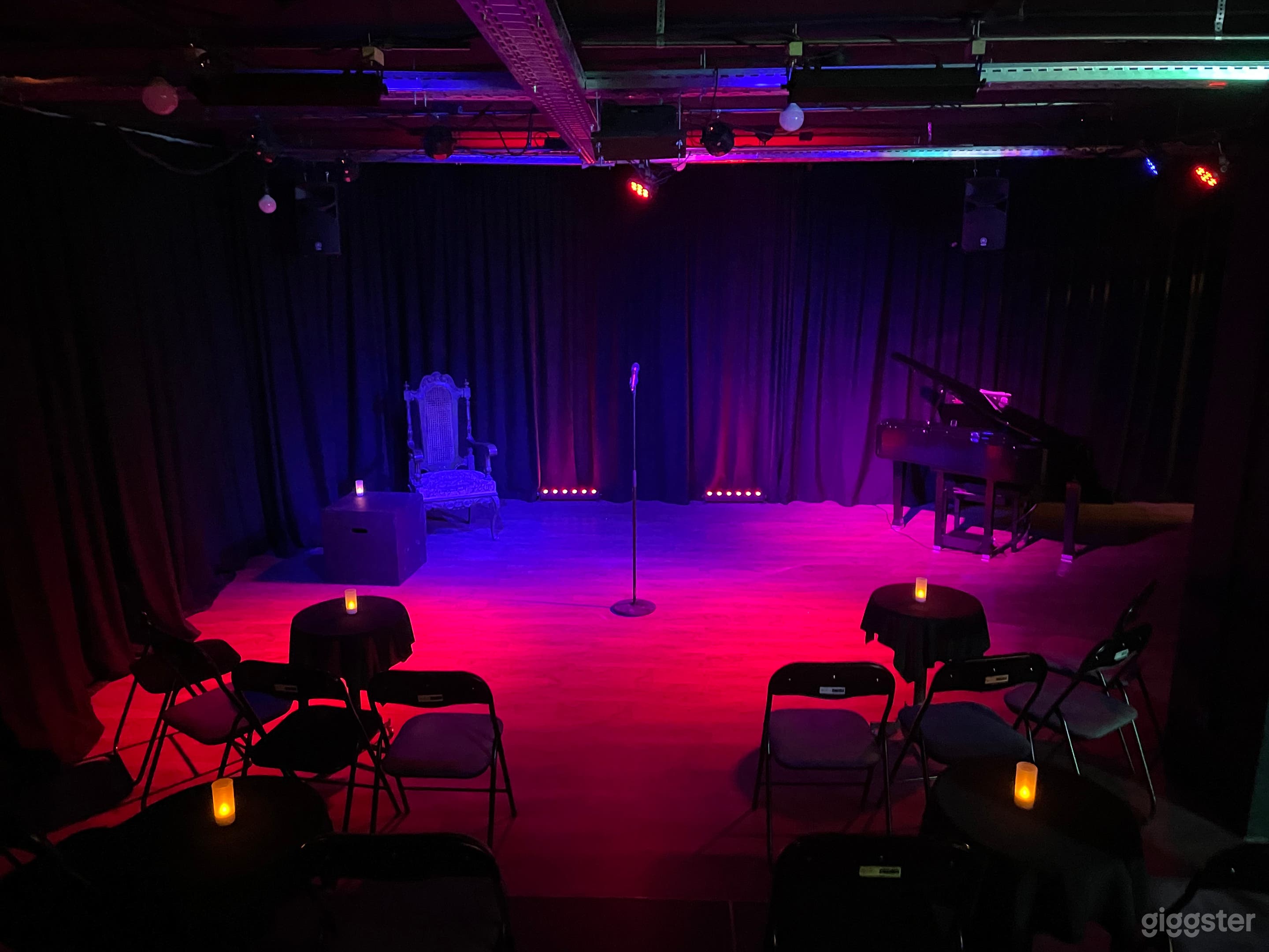 Cozy Theatre &amp; Social Club - Gather, Film, Rehearse Photo 2